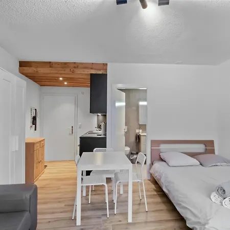 Cosy Au Centre De 아파트 *