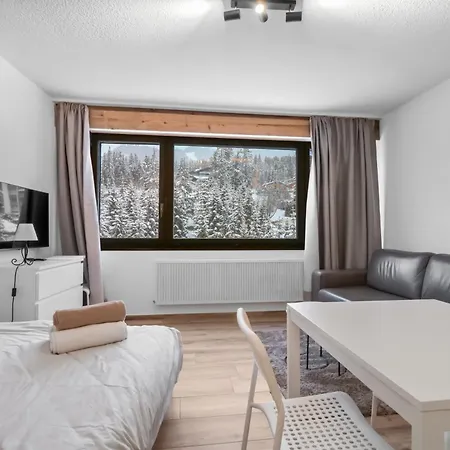 Appartement Cosy Au Centre De Crans-Montana